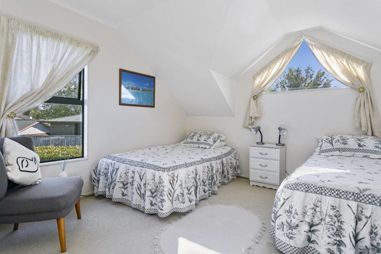 Photo of property in 2 Abbey Way, Rangatira Park, Taupo, 3330