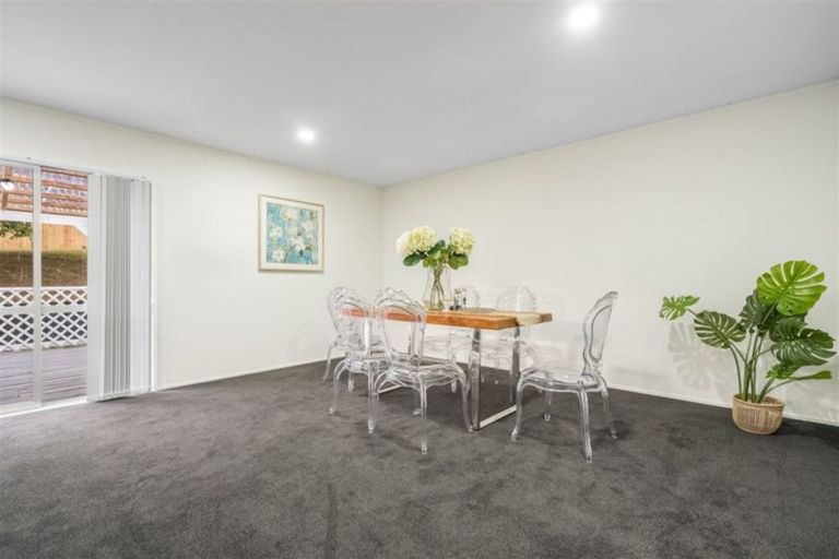 Photo of property in 18 Osman Street, Glen Eden, Auckland, 0602