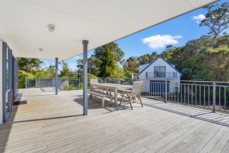 Photo of property in 595 Boat Harbour Road, Whenuakite, Whitianga, 3591