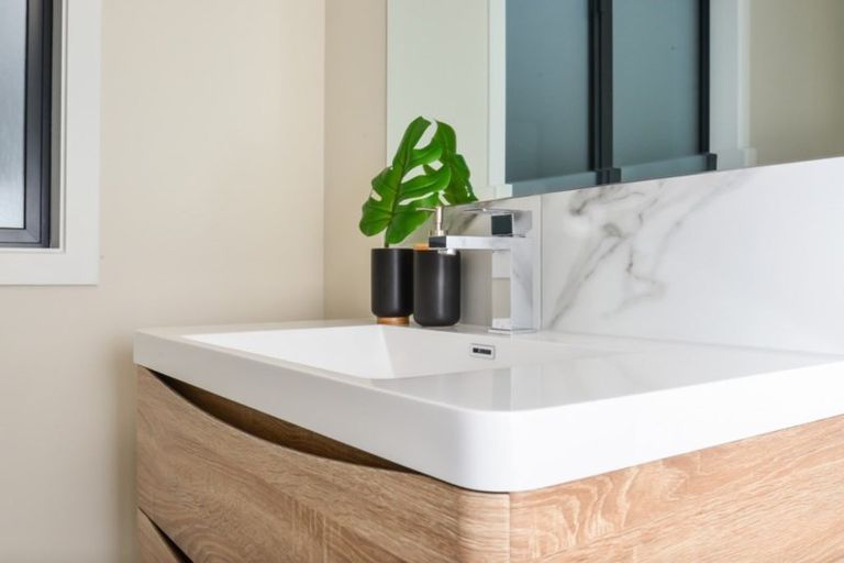 Photo of property in 25a West Thompson Street, Leamington, Cambridge, 3432