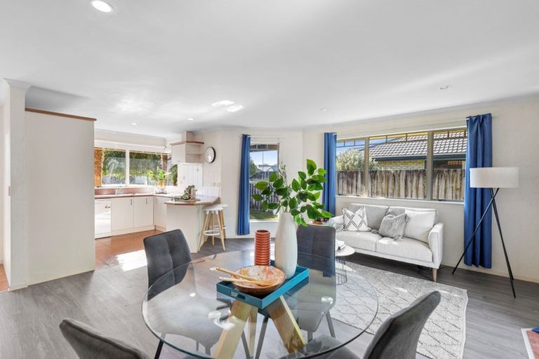 Photo of property in 76 Nielsen Gardens, Rototuna, Hamilton, 3210