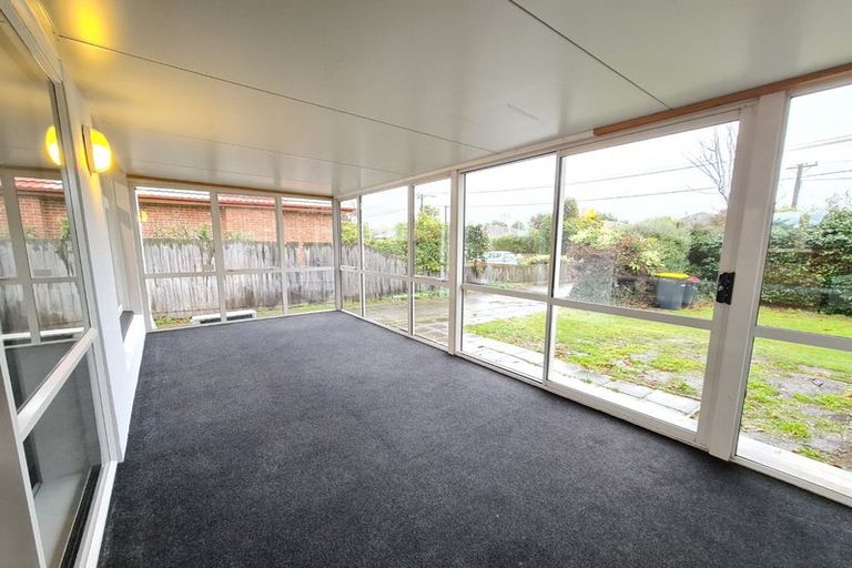 Photo of property in 60 Acacia Avenue, Upper Riccarton, Christchurch, 8041
