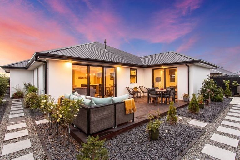 Photo of property in 10 Mckerrow Street, Marshland, Christchurch, 8083