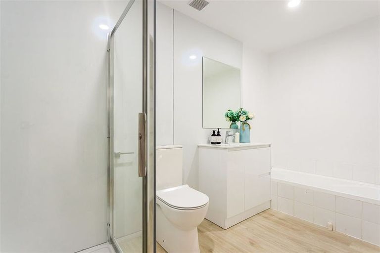 Photo of property in 4/23 Charlenne Close, Ranui, Auckland, 0612