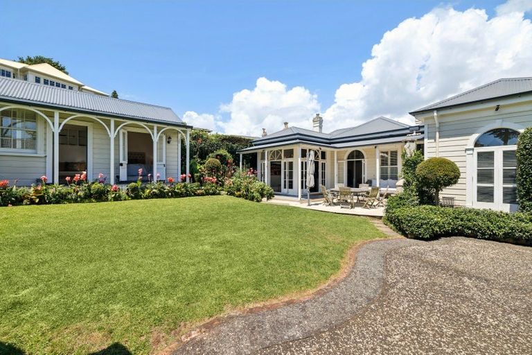 Photo of property in 15 Jubilee Avenue, Devonport, Auckland, 0624