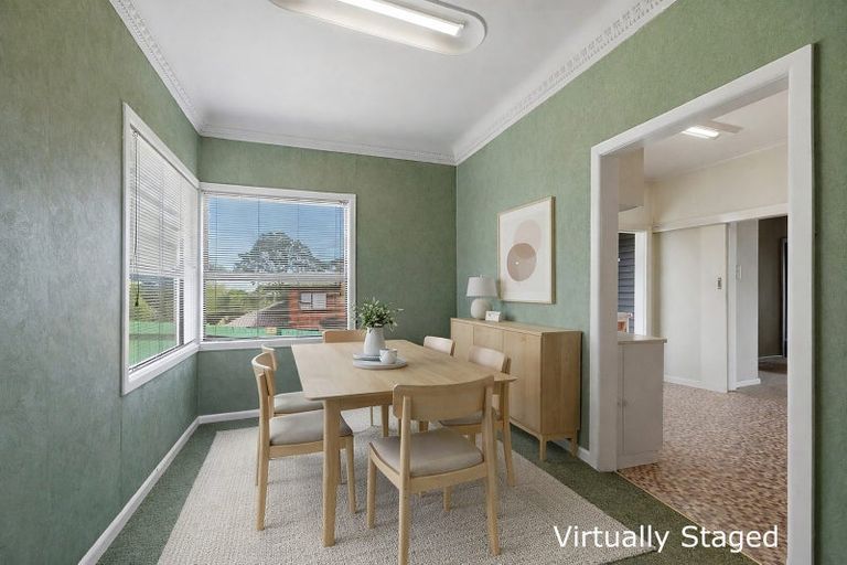 Photo of property in 24 Birkdale Road, Birkdale, Auckland, 0626