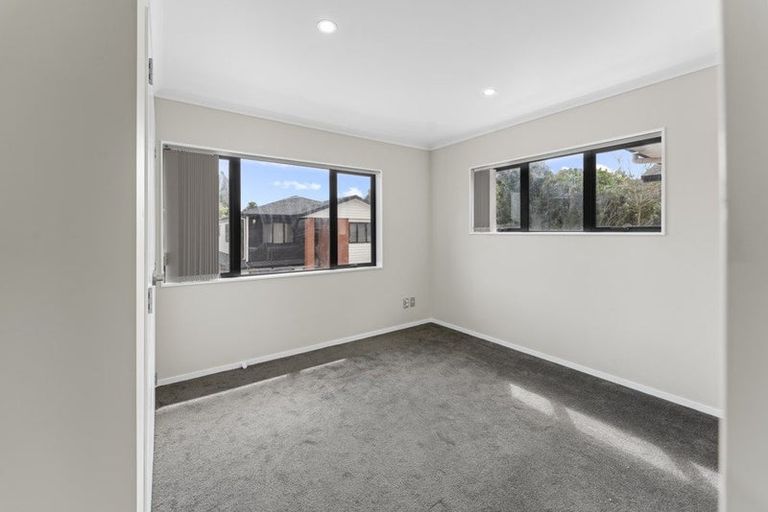 Photo of property in 4 Kakaho Way, Papatoetoe, Auckland, 2025