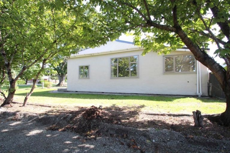 Photo of property in 82 Hokonui Drive, Gore, 9710