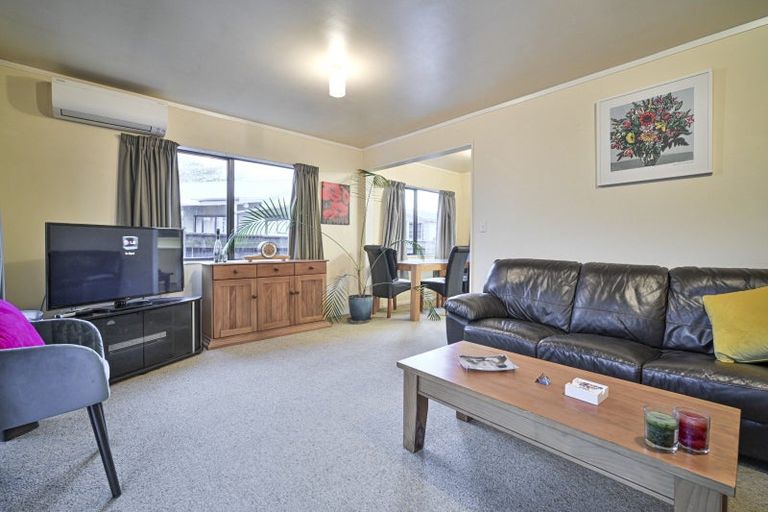 Photo of property in 14 Martin Dale, Raureka, Hastings, 4120