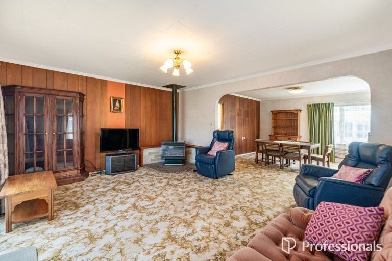 Photo of property in 4 Miles Crescent, Wainuiomata, Lower Hutt, 5014