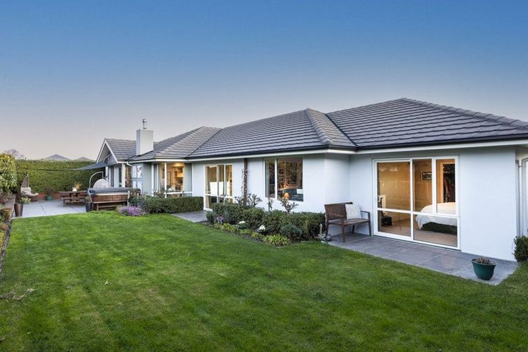 Photo of property in 12 Westpark Drive, Burnside, Christchurch, 8053