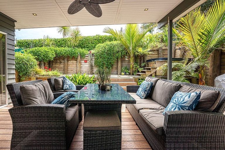 Photo of property in 45 Wilma Road, Ostend, Waiheke Island, 1081