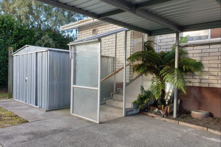 Photo of property in 22 Dewe Avenue, Feilding, 4702