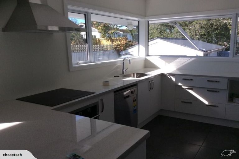 Photo of property in 2/190 Rose Street, Somerfield, Christchurch, 8024
