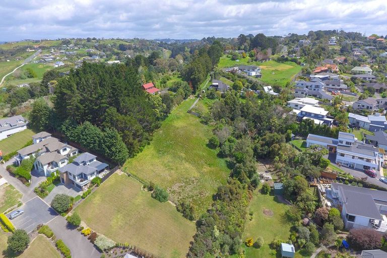 Photo of property in 30 Clayden Drive, Gulf Harbour, Whangaparaoa, 0930