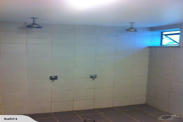 Photo of property in 1a Norwood Road, Bayswater, Auckland, 0622