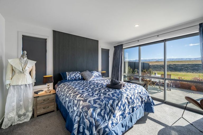 Photo of property in 5 Half Time Close, Omakau, 9376