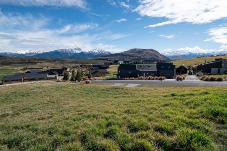 Photo of property in 63 Jacks Point Rise, Jacks Point, Queenstown, 9371