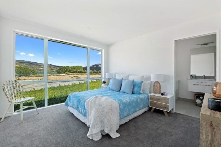 Photo of property in 5 Arion Court, Mount Pisa, Cromwell, 9383