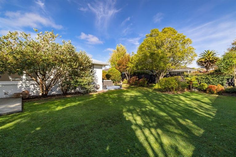 Photo of property in 32 Rossiter Avenue, Redwood, Christchurch, 8051