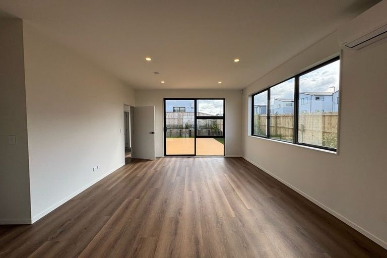 Photo of property in 107 Limestone Drive, Hobsonville, Auckland, 0616