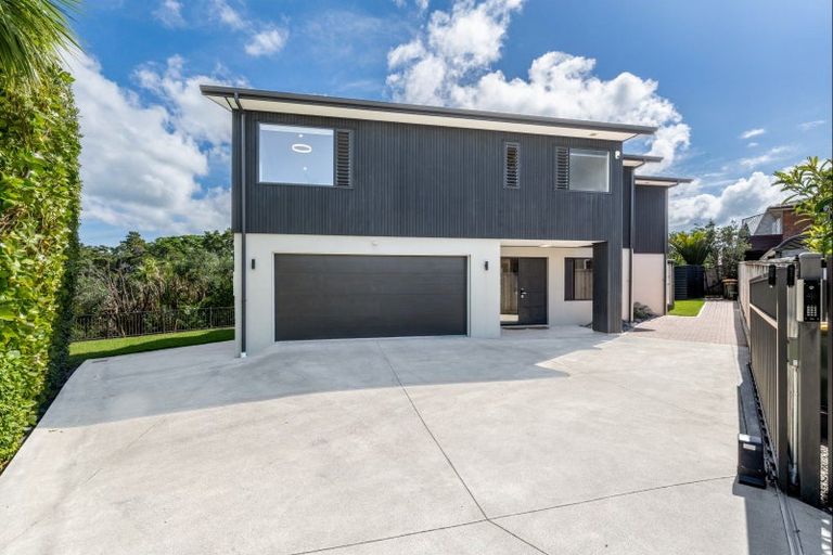 Photo of property in 32c Devon Road, Bucklands Beach, Auckland, 2012
