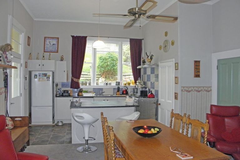 Photo of property in 6 Earn Street, Oamaru North, Oamaru, 9400