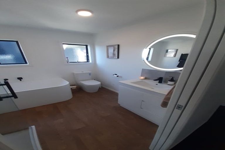 Photo of property in 52b Valley Road, Mount Maunganui, 3116