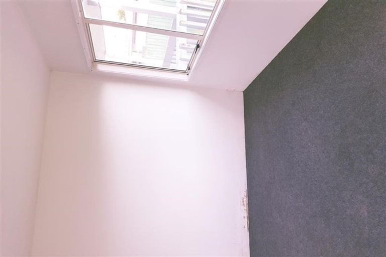 Photo of property in 2/34 Barneys Farm Road, Clendon Park, Auckland, 2103