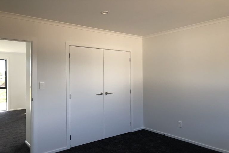 Photo of property in 76 Hinemoa Street, Levin, 5510