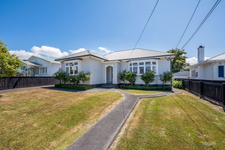 Photo of property in 16 Brasell Street, Fairfield, Lower Hutt, 5011