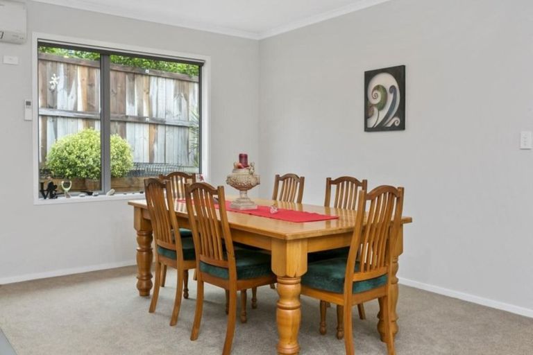 Photo of property in 27 Ballintoy Park Drive, Welcome Bay, Tauranga, 3175