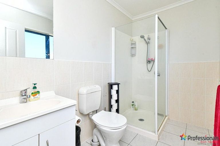 Photo of property in 6 Chayward Place, Mangere, Auckland, 2022