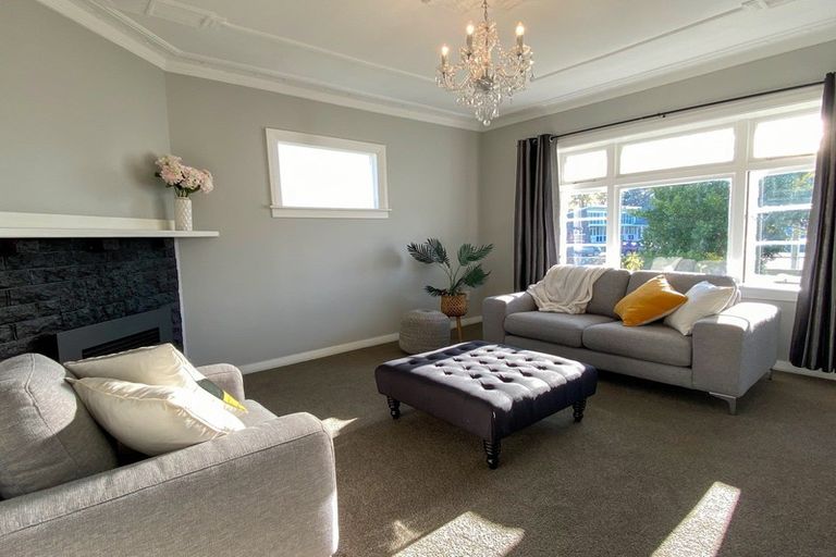 Photo of property in 107 Broadway, Carterton, 5713