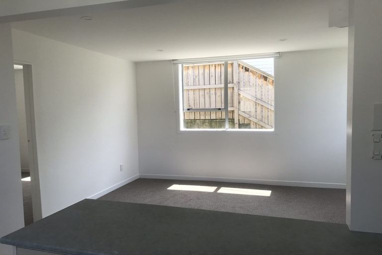 Photo of property in 21/125 Queens Drive, Lyall Bay, Wellington, 6022