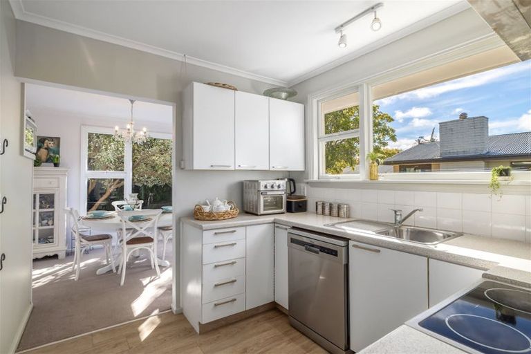 Photo of property in 32 Rossiter Avenue, Redwood, Christchurch, 8051