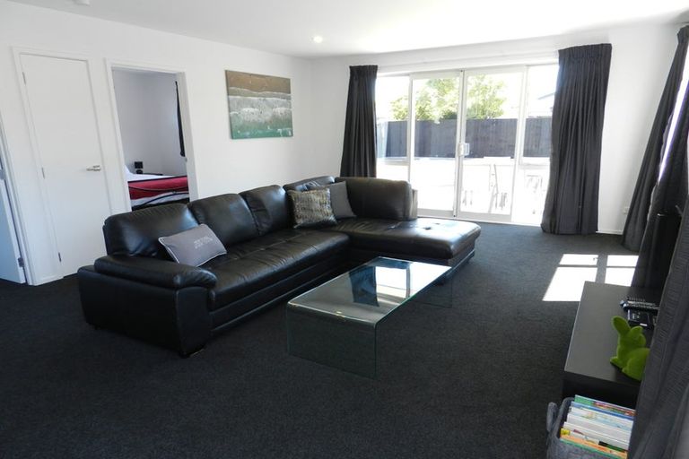 Photo of property in 92 Palmers Road, New Brighton, Christchurch, 8083