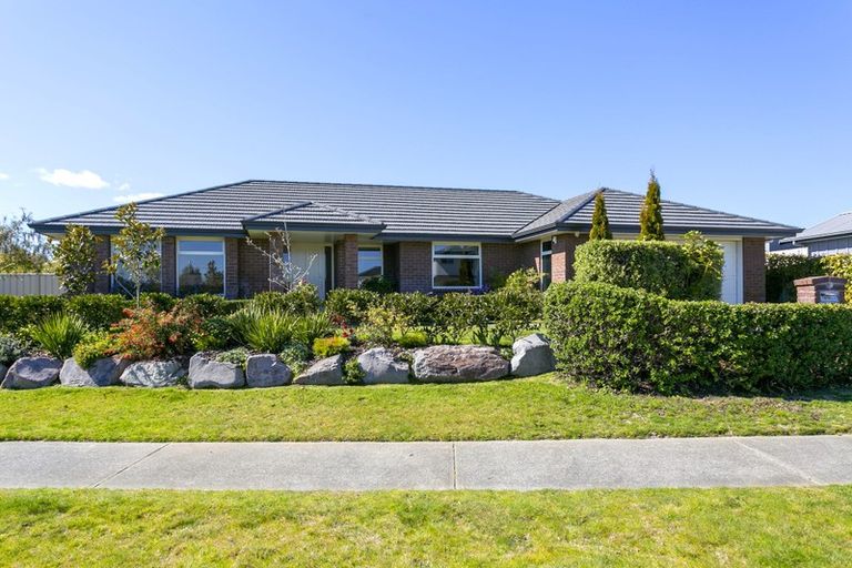 Photo of property in 2 Loloma Way, Wharewaka, Taupo, 3330