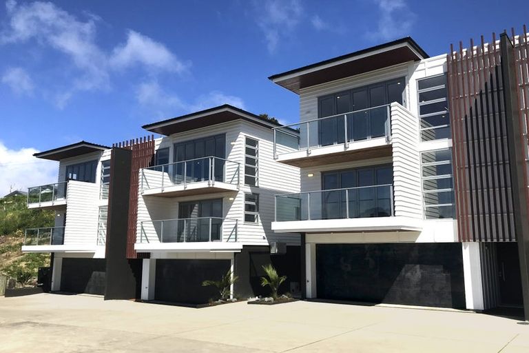Photo of property in 8d Huka Road, Birkenhead, Auckland, 0626
