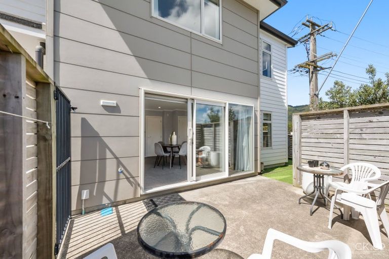 Photo of property in 26a Treadwell Street, Naenae, Lower Hutt, 5011