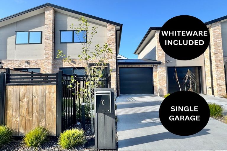 Photo of property in 26 Cessna Crescent, Mangere, Auckland, 2022