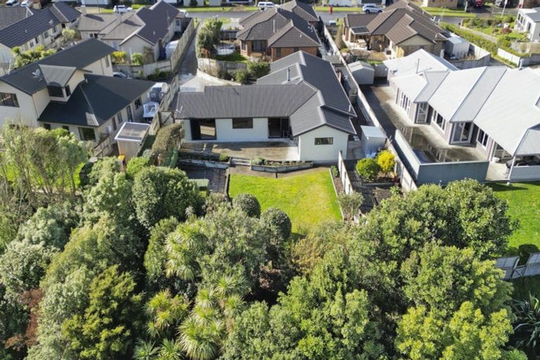 Photo of property in 11 Silkwood Place, Fitzherbert, Palmerston North, 4410