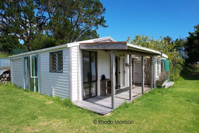 Photo of property in 208 Petley Road, Paparoa, 0571
