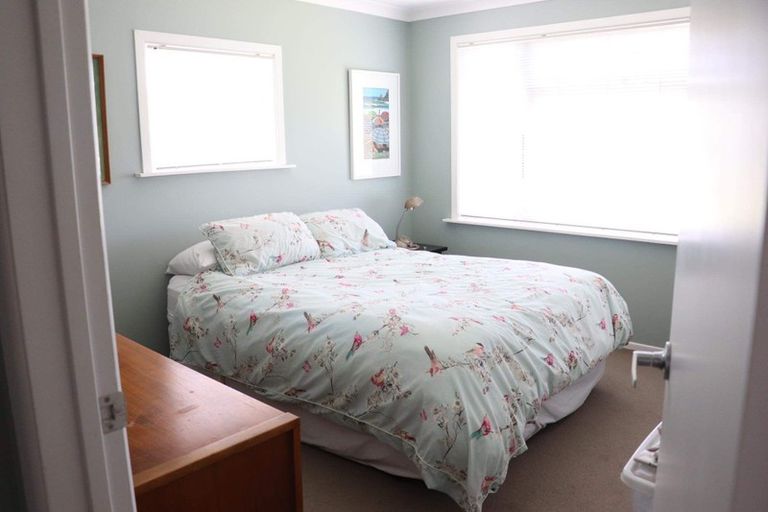 Photo of property in 30 Downe Street, New Plymouth, 4310