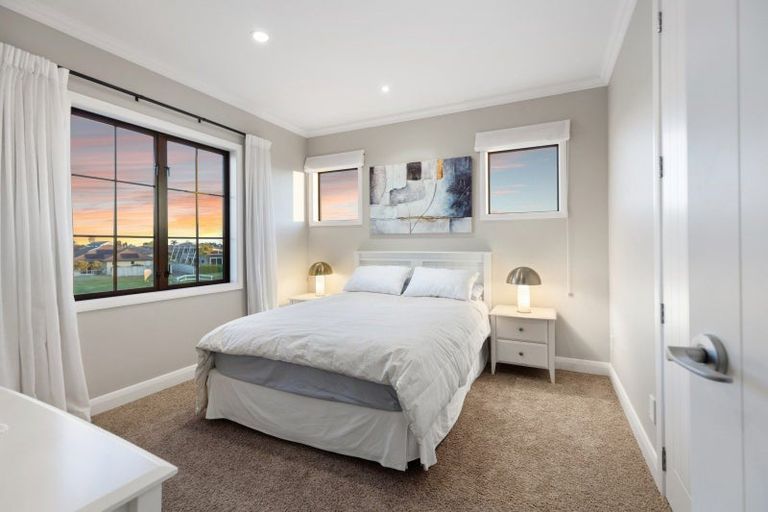 Photo of property in 166 Oriental Parade, Papamoa Beach, Papamoa, 3118