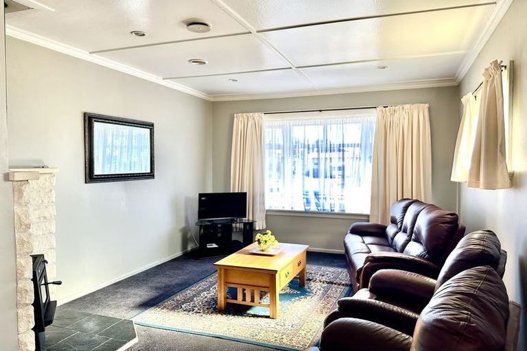 Photo of property in 69 Test Street, South Hill, Oamaru, 9400