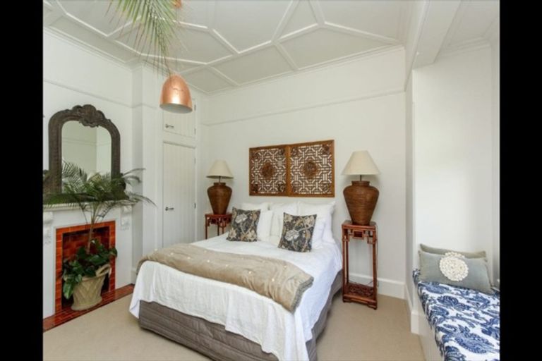 Photo of property in 21 Watson Street, Strandon, New Plymouth, 4312