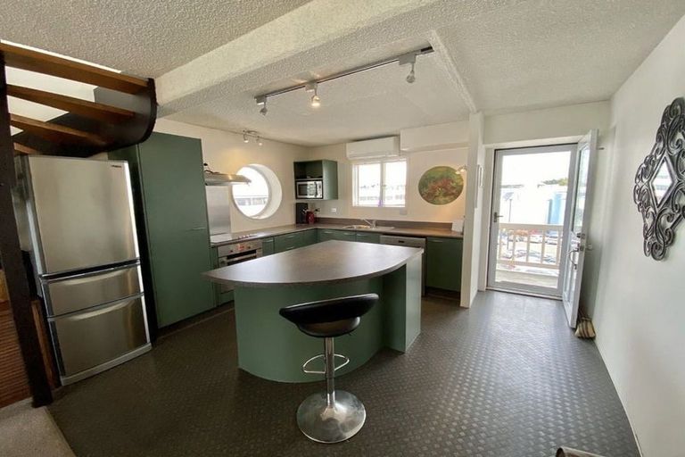 Photo of property in 251 Marine Parade, Napier South, Napier, 4110