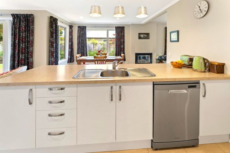 Photo of property in 7b Turner Place, Wakefield, 7025