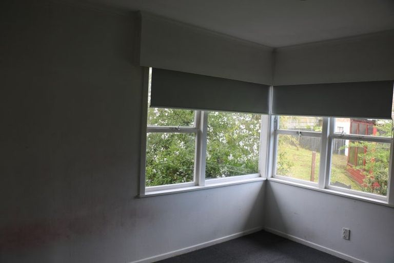 Photo of property in 24 Hepburn Road, Glendene, Auckland, 0602